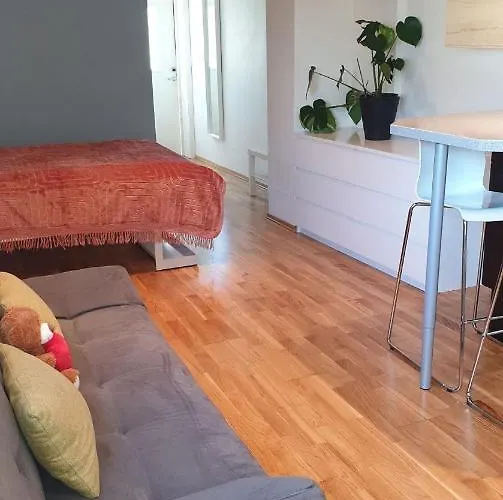 アパート Modern Basement Stavanger, Sola Airport, Kjerag, Preikestolen *